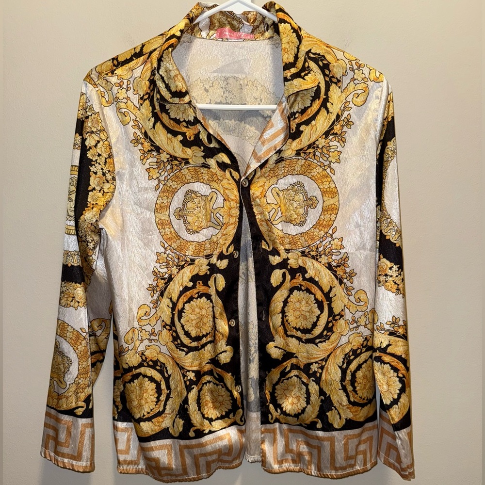 Gold & Black Baroque Button-Down Shirt - Women's